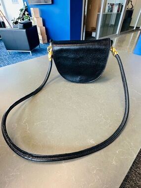 Gabrielle de Vecchi Black Leather Half-Moon Crossbody with Gold Hardware